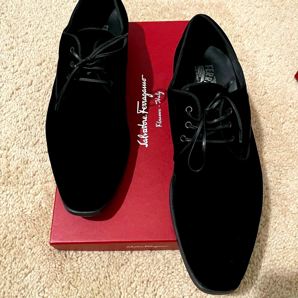 100% Authentic Salvatore Ferragamo Charles